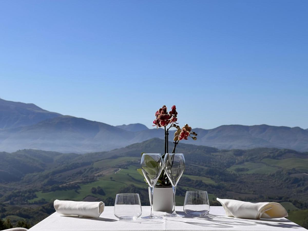 Aura Relais Ξενοδοχείο Ουρμπίνο Εξωτερικό φωτογραφία
